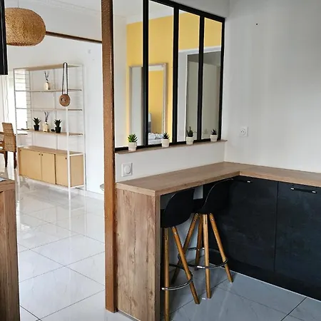 Maison Spacieuse 8 Personnes A Holiday home Caen