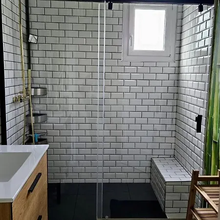 Holiday home Maison Spacieuse 8 Personnes A *