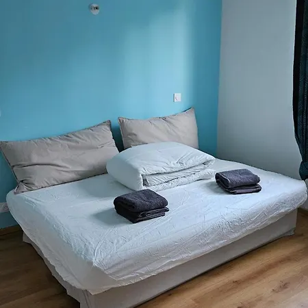 Maison Spacieuse 8 Personnes A Holiday home Caen
